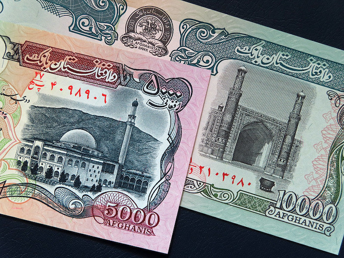 5000 and 10000 afghani banknotes
